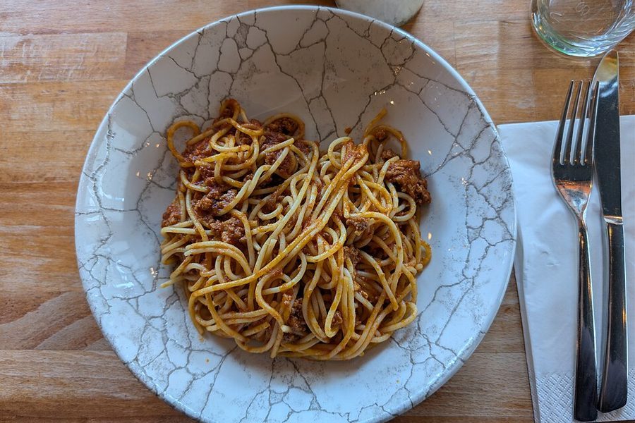 Spaghetti bolognese — zdjęcie poglądowe